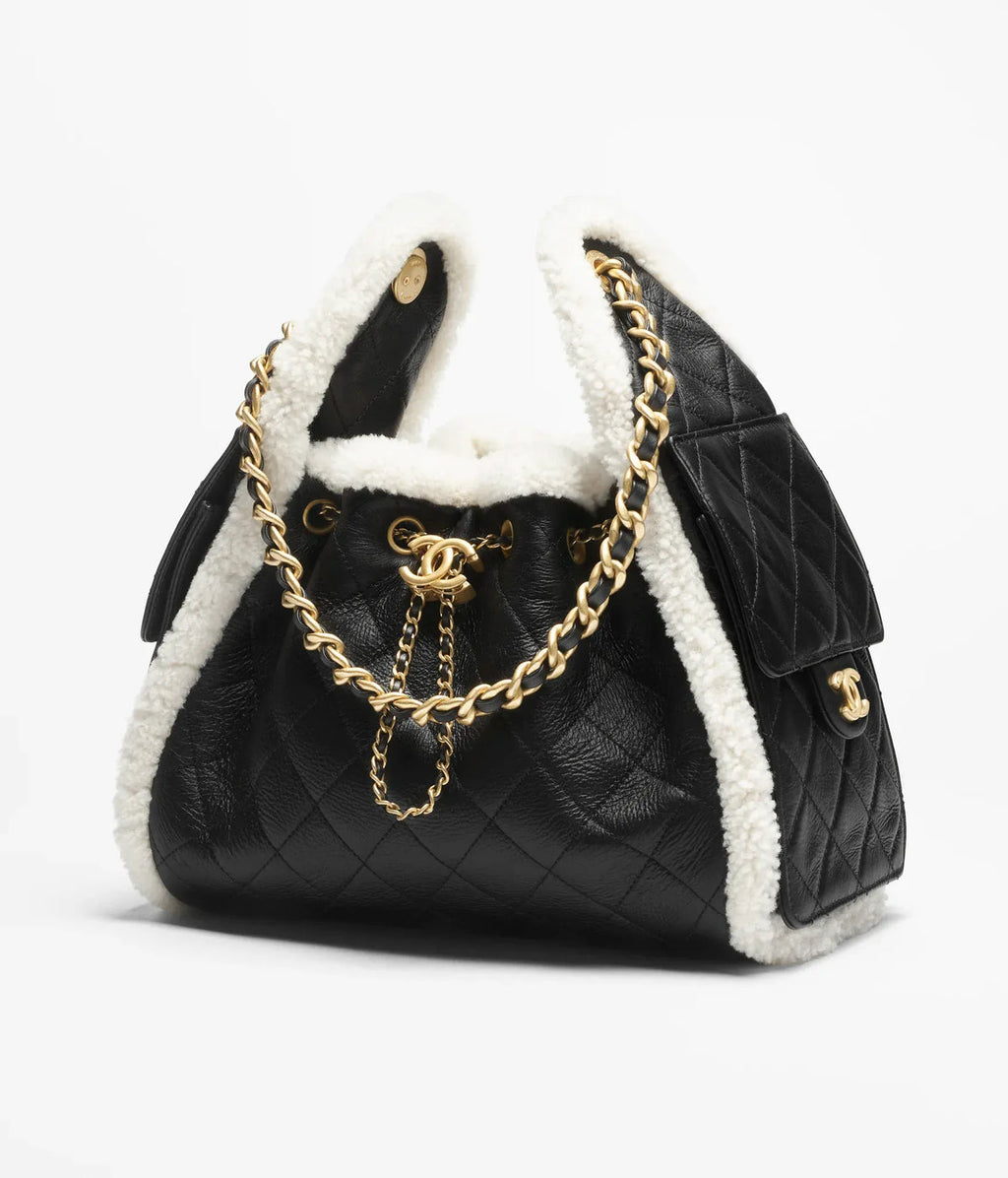 CHANEL 25 SMALL HANDBAG BLACK & WHITE CRUMPLED SHEARLING SHEEPSKIN WITH GOLD TONE METAL